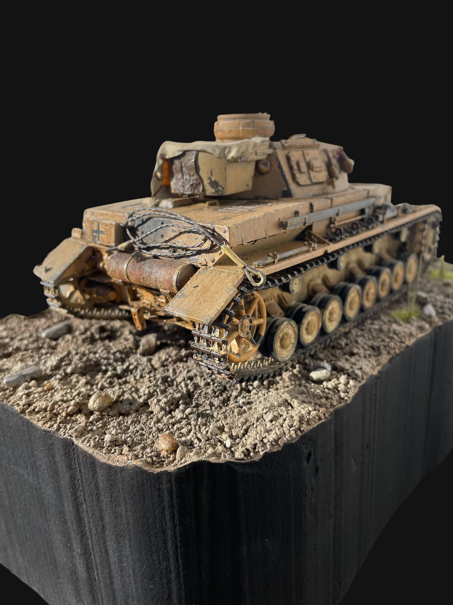 Panzerkampfwagen III – Diorama 1/35 (Túnez, 1943) – Edición Única