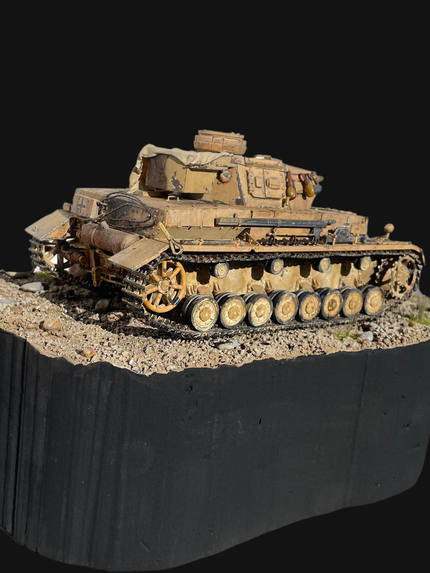Panzerkampfwagen III – Diorama 1/35 (Túnez, 1943) – Edición Única