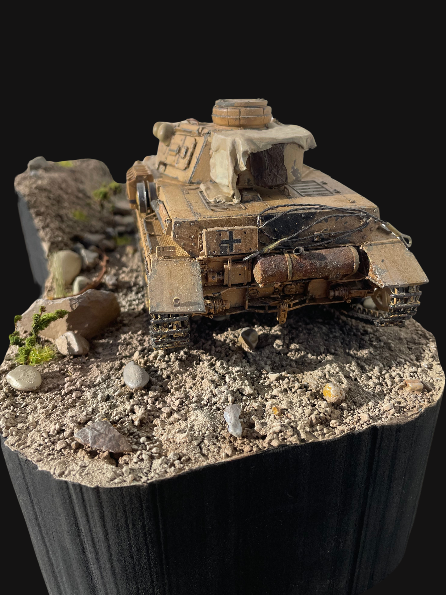 Panzerkampfwagen III – Diorama 1/35 (Túnez, 1943) – Edición Única