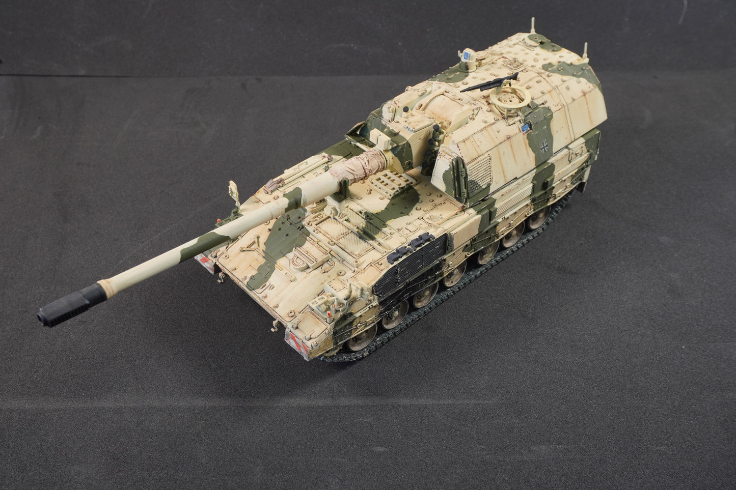 PzH 2000 — cañón 155mm