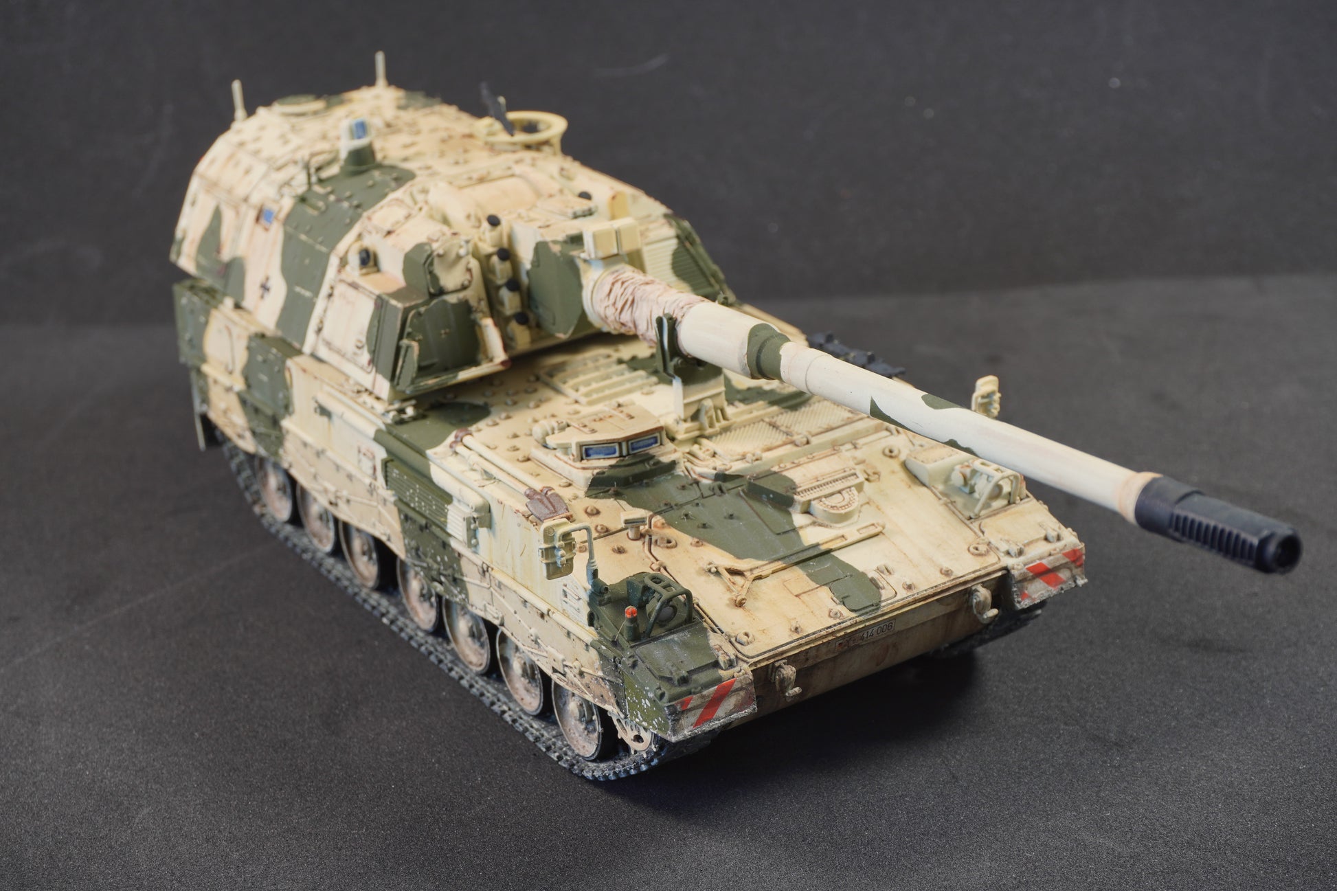 PzH 2000 — detalle weathering