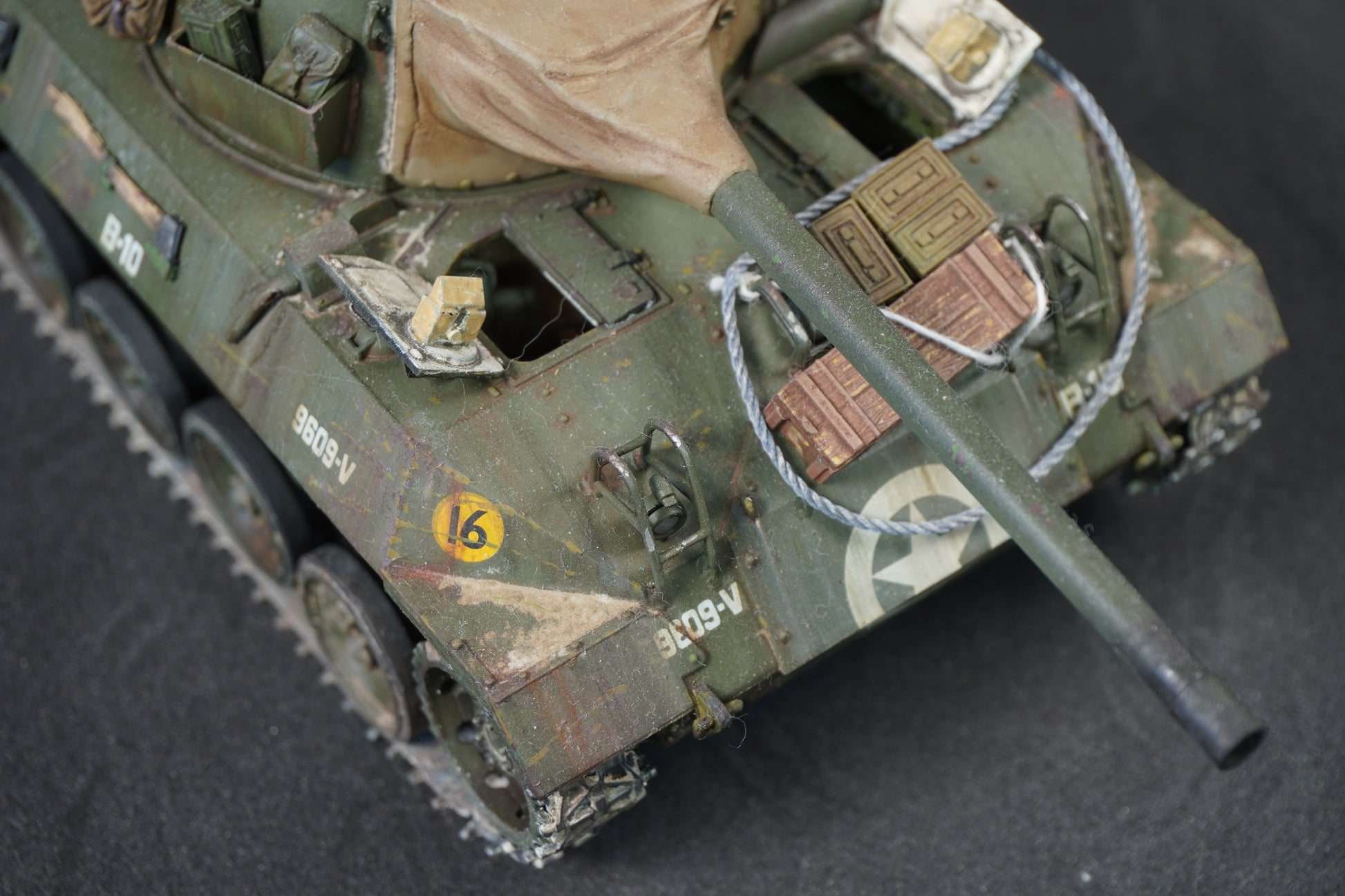M18 Hellcat — estrella