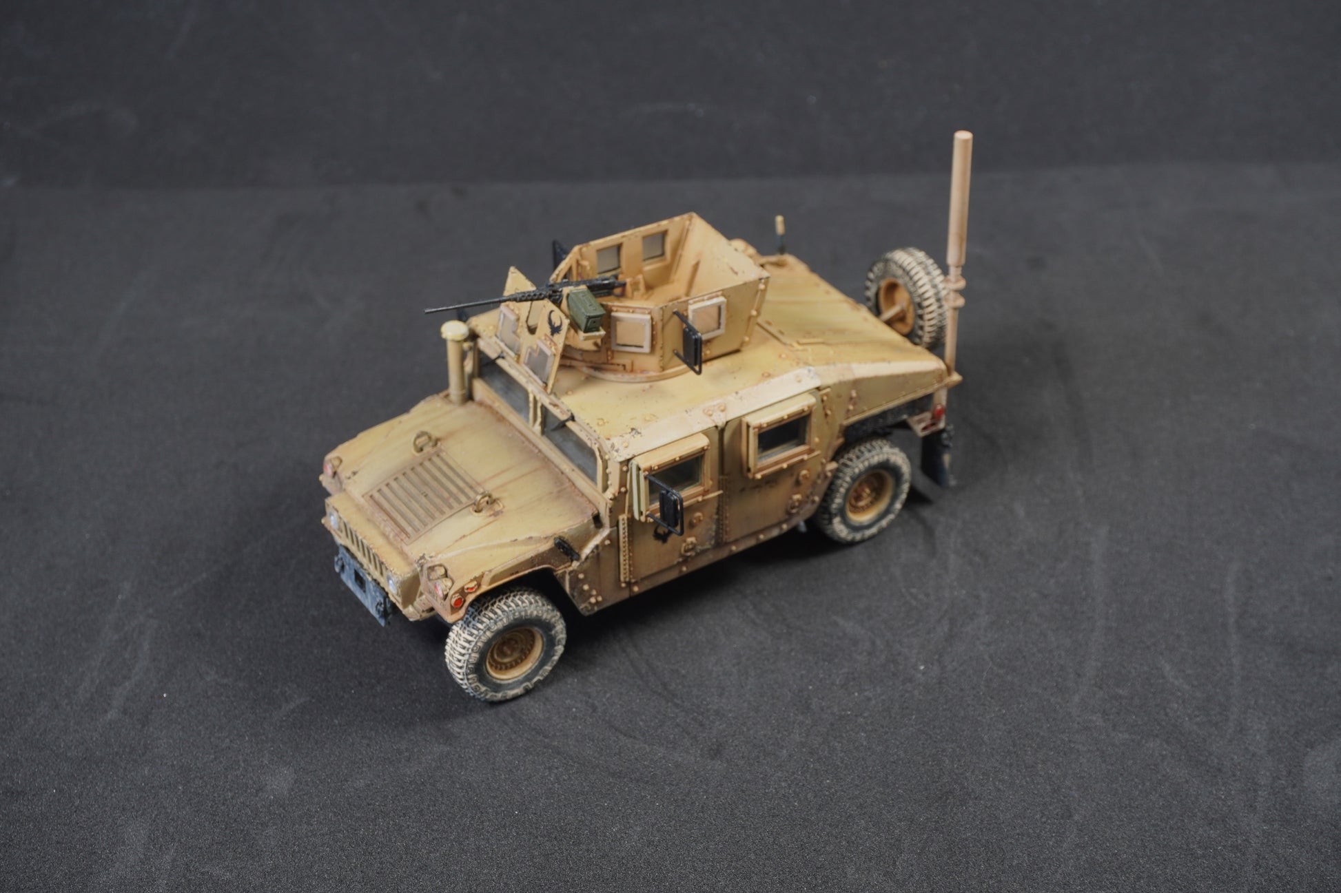 HMMWV M1151 — detalle ametralladora