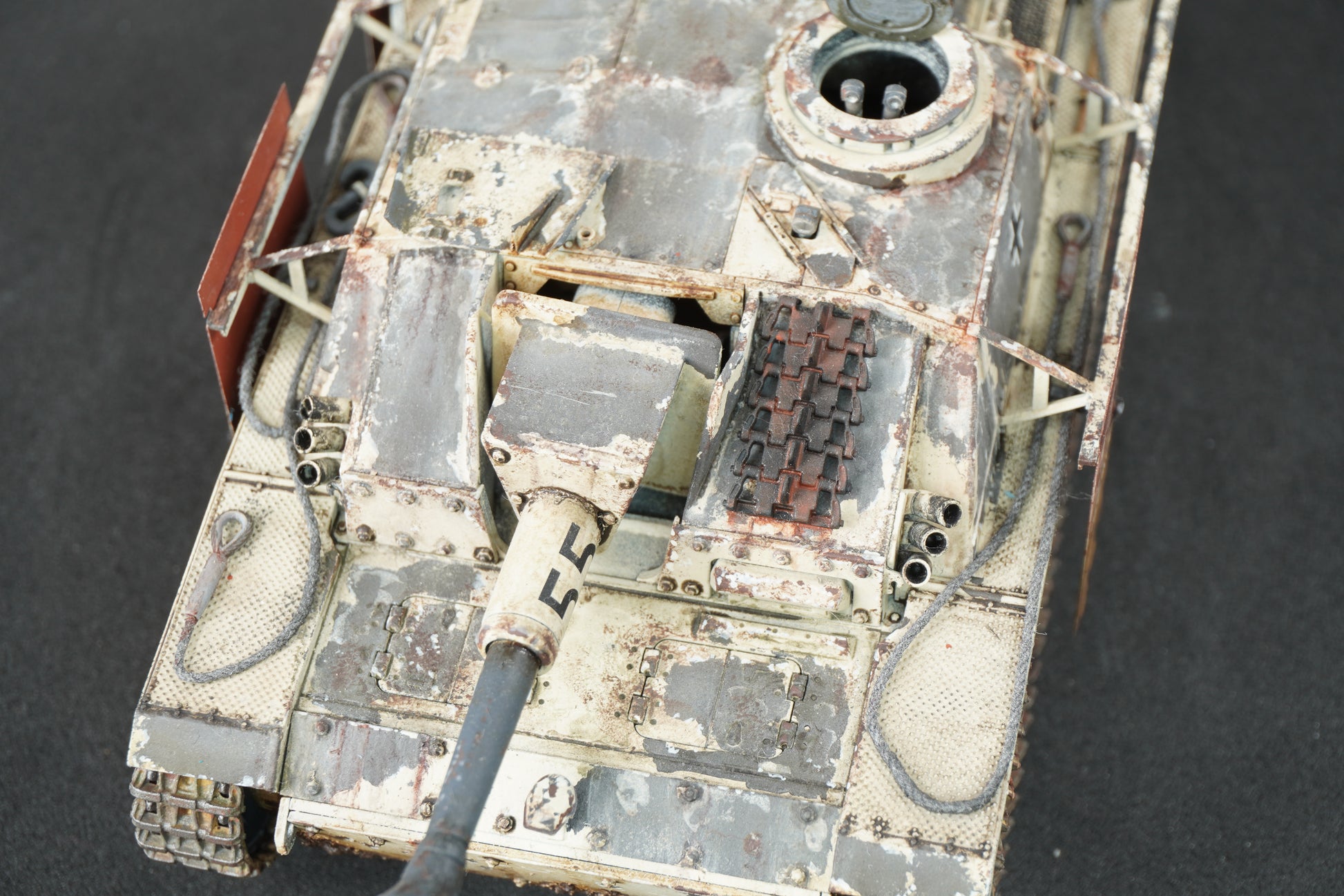 StuG III — detalle barro