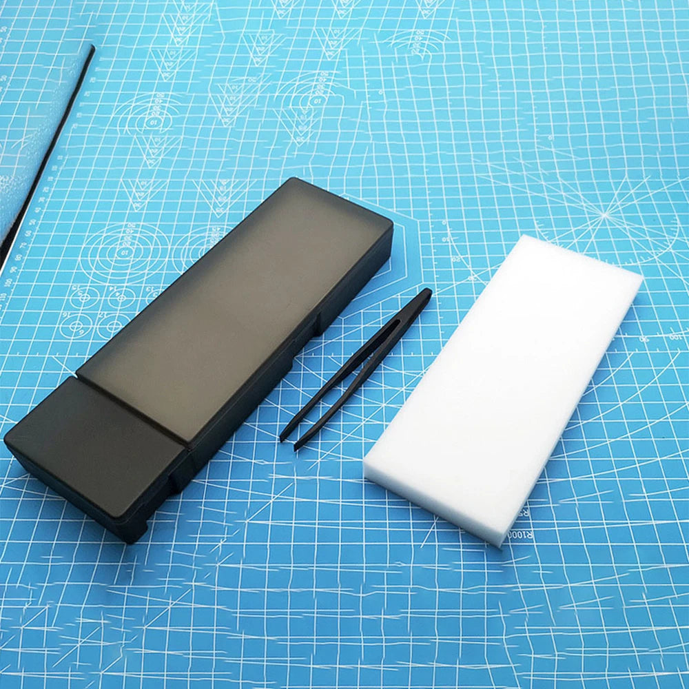 Paleta Húmeda para Calcas + Pinzas de Precisión – Modelismo & Maquetas